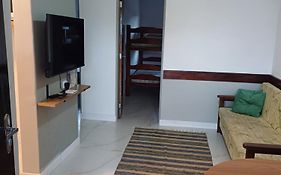 Apto 200m da praia Perequê Açu